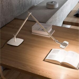 Luceplan D72 Otto Watt lampa stołowa kolory